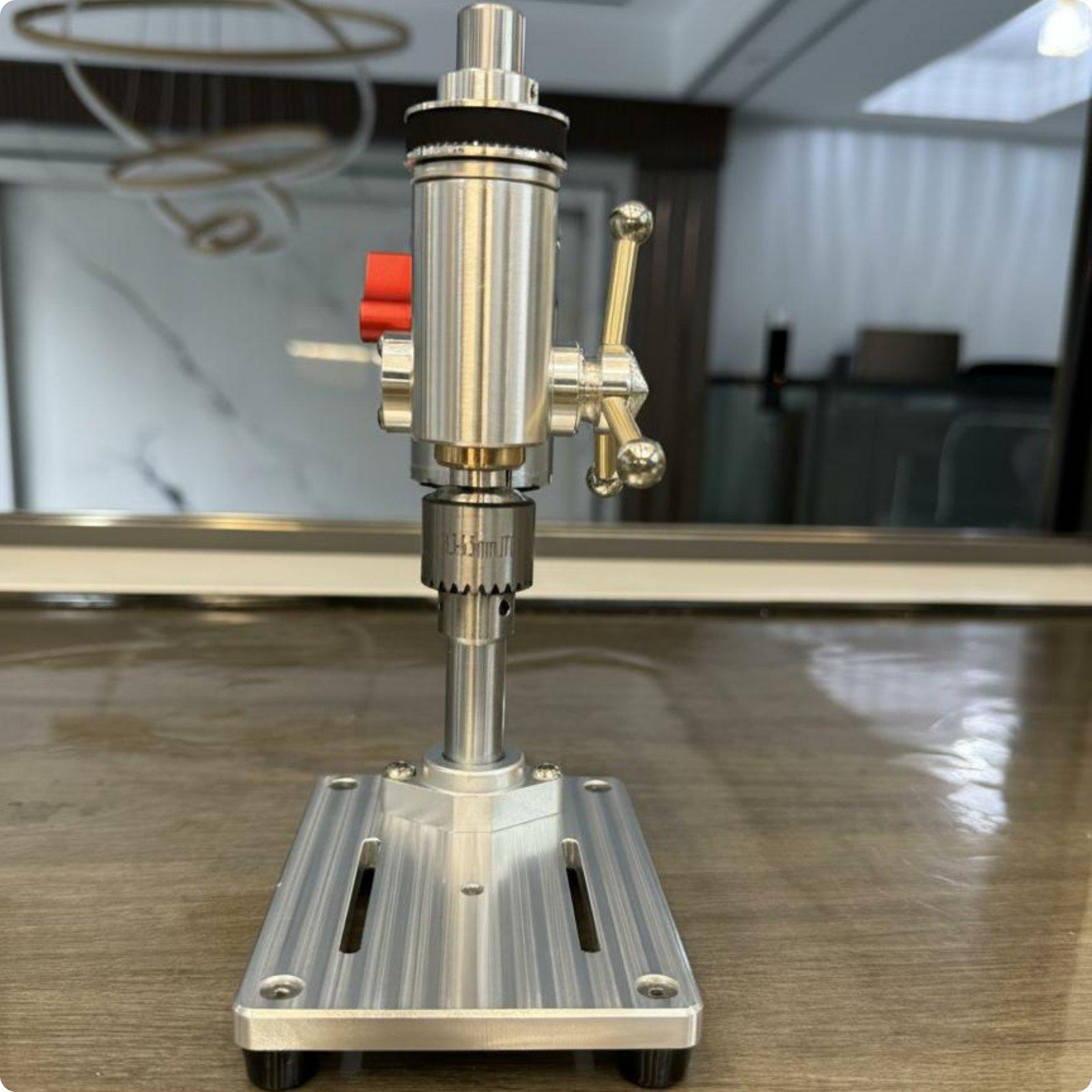Drill Press - Furadeira de Bancada Portátil de Precisão